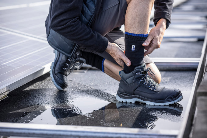 BlueGuard Crew Work Socks - Navy - Image 3